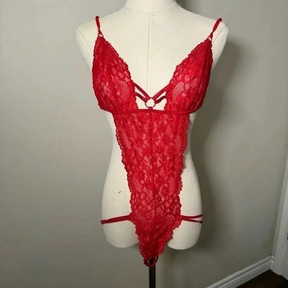 La vie en rose strapping red lace lingerie S/M - Picture 3 of 5